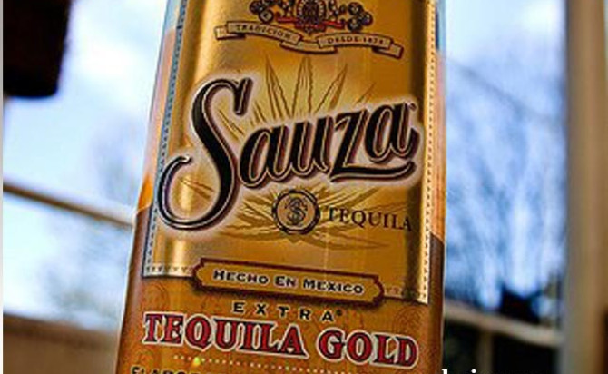 Rượu mạnh Sauza Gold Tequila